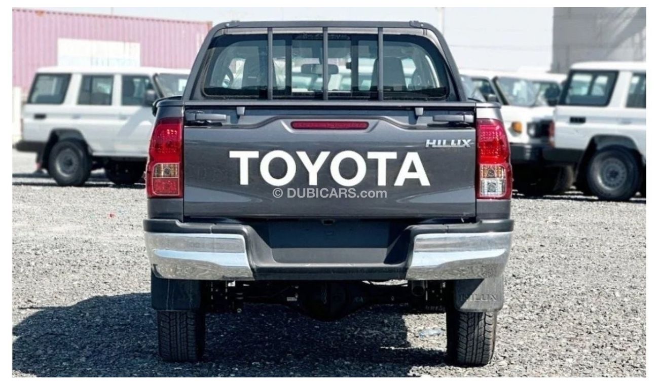 تويوتا هيلوكس Toyota Hilux 2.4L 2024 basic option V4 WITH WINDOWS POWER