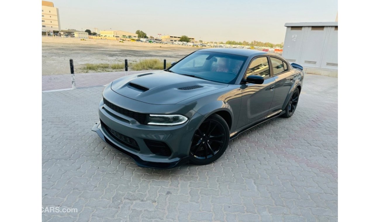 دودج تشارجر 3.6L SXT (متوسط)