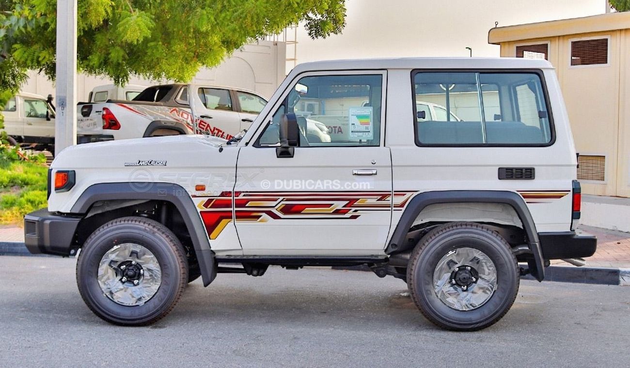 تويوتا لاند كروزر هارد توب 2024 Model Toyota Land Cruiser Hardtop LC71, 4.0L Petrol 4WD 5M/T