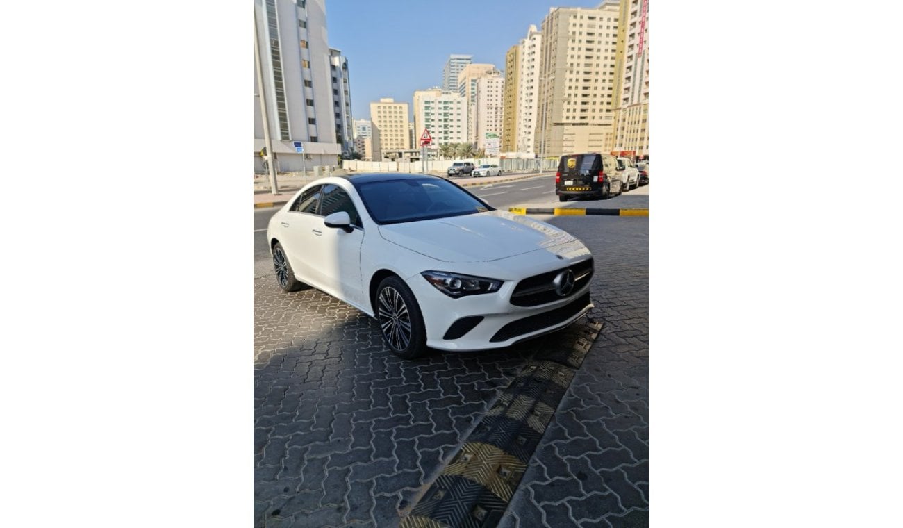 Mercedes-Benz CLA 250 Premium 2.0L ( CYL)