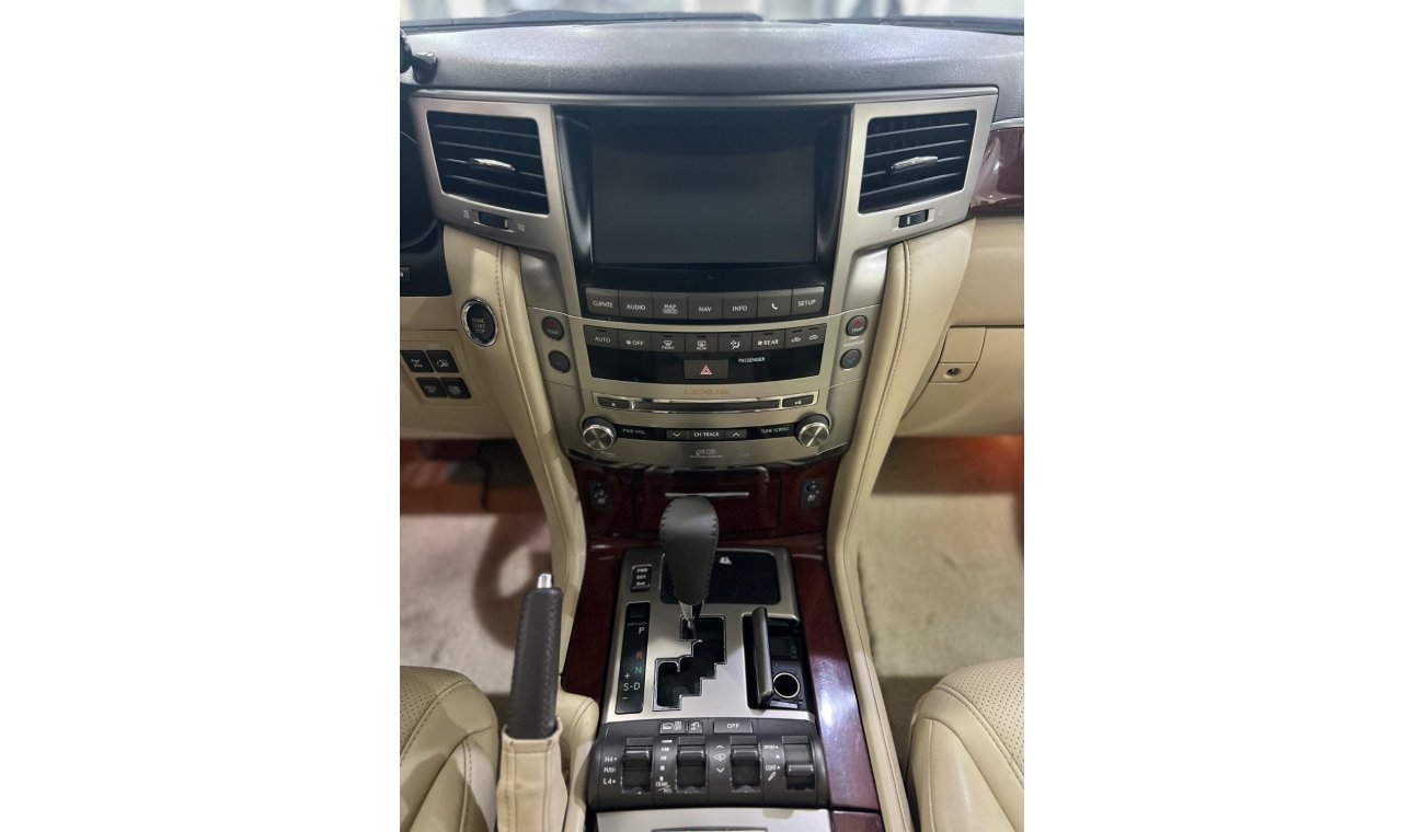 Lexus LX570 Platinum