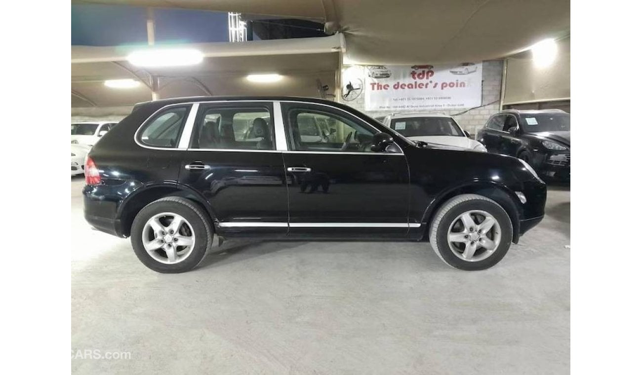 بورش كايان أس PORSCHE CAYENNE S 4.5L 2005 WITH LEATHER SEATS, T.V NAVIGATION, DRIVE RECORDER AND MUCH MORE...