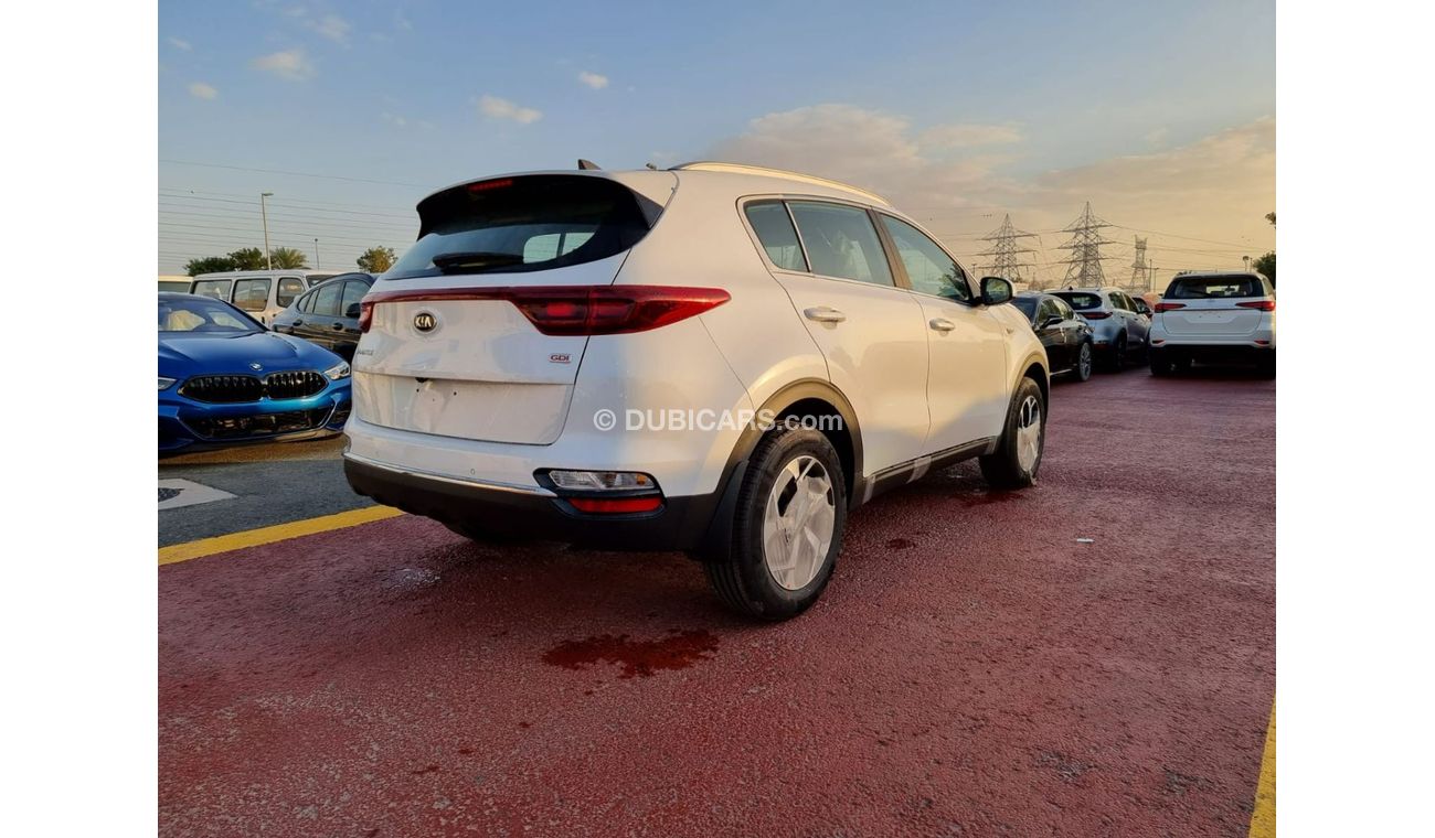 Kia Sportage KIA Sportage 1.6L خليجي with Panaomic Roof , Rear view camera, Apple Car Play , Color White Model 20