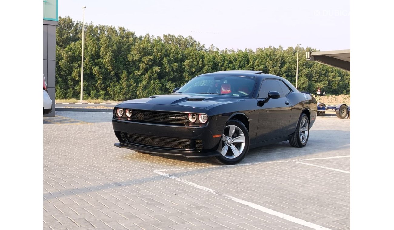 Dodge Challenger SXT Blackline