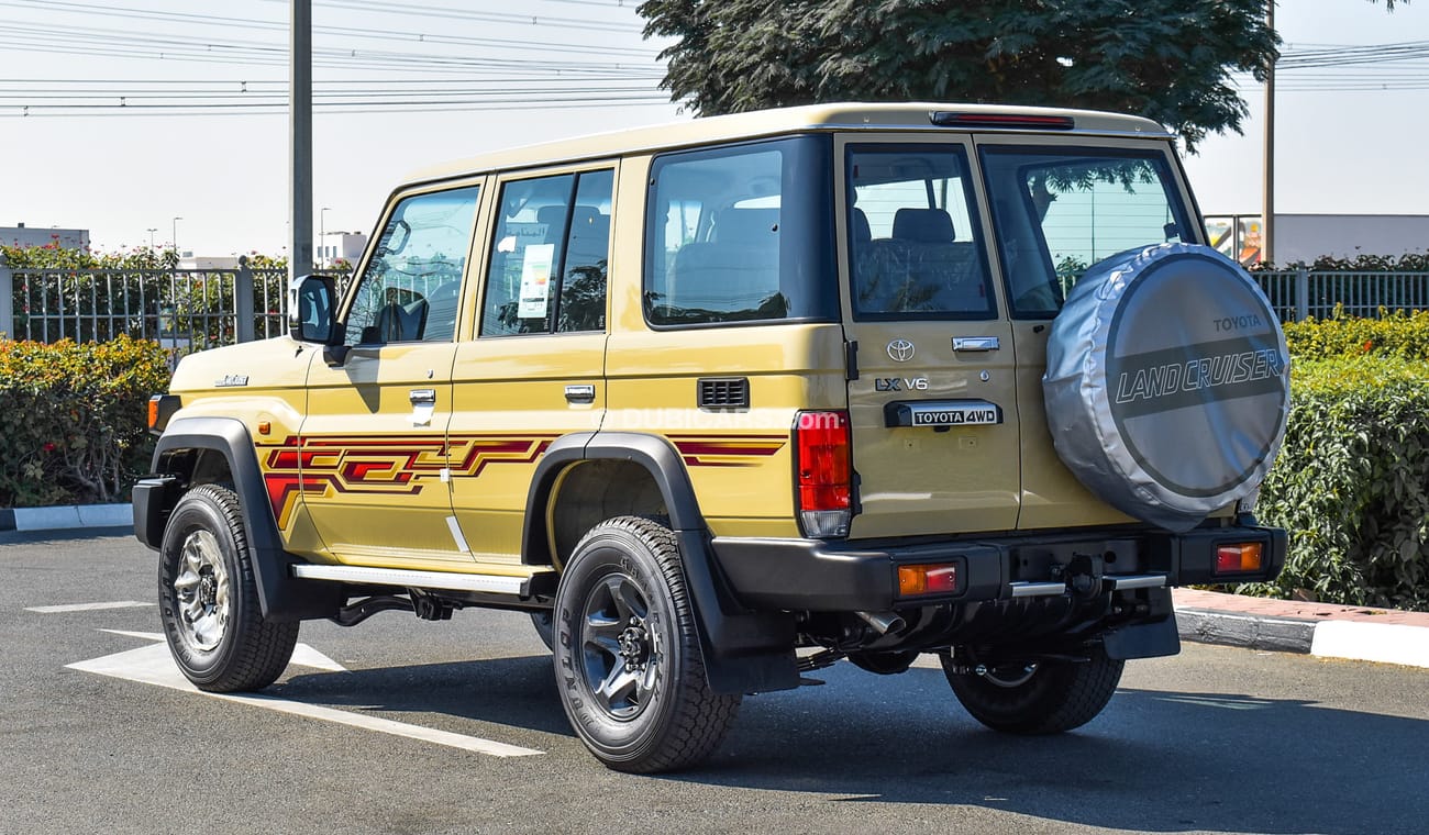 Toyota Land Cruiser Hard Top 4.0L V6 Petrol M/T