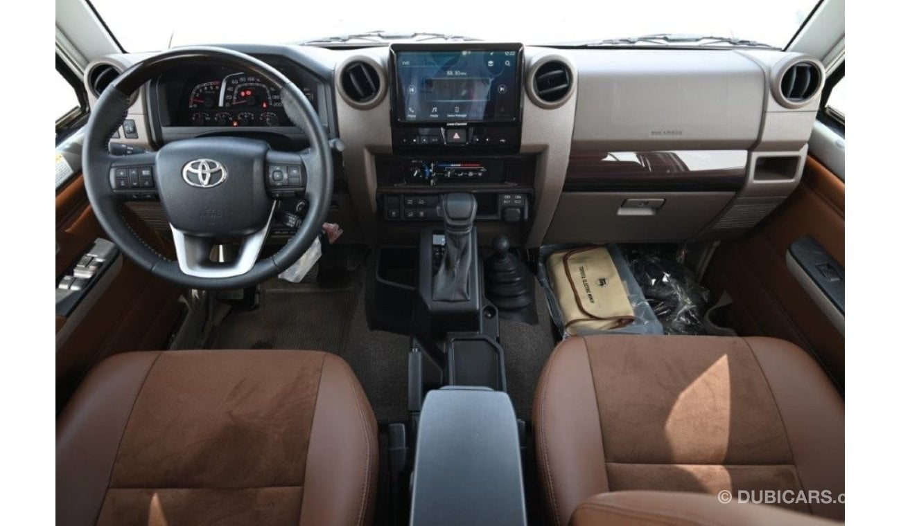 Toyota Land Cruiser Hard Top 2024 TOYOTA LAND CRUISER 71 HARDTOP SDLX 4.0L PETROL 4WD AT