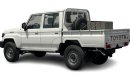 تويوتا لاند كروزر بيك آب Toyota Land Cruiser 79 4.0L 4x4 P DC MT