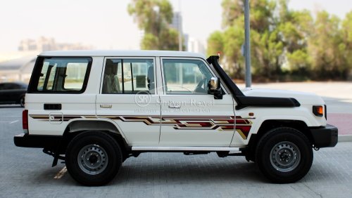 تويوتا لاند كروزر هارد توب LHD LC76 4.5L TDSL-E V8 4WD 5DR 5S MT 2024MY