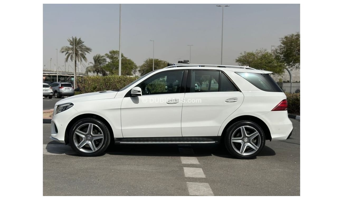 مرسيدس بنز GLE 400 AMG Mercedes GLE 400 AMG Kit / GCC / 2016 / Perfect Condition / 1970 Dirhams Monthly / 2 Keys