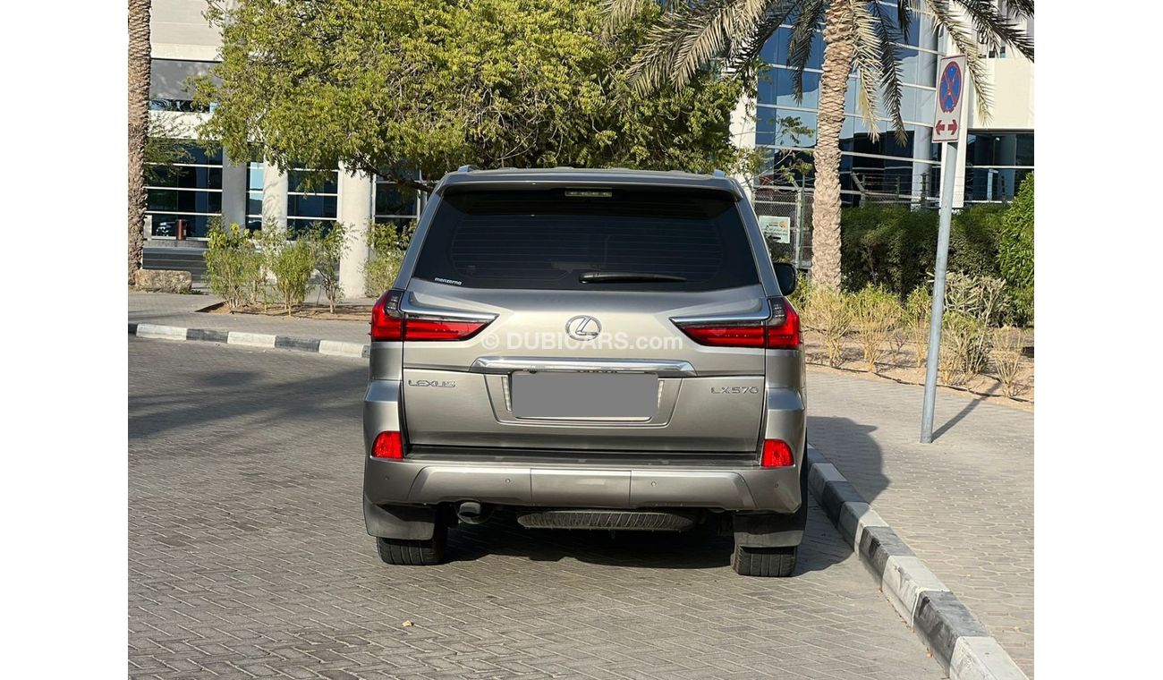 Lexus LX570 || FSH || Warranty til 2024 || Original Paint || GCC || Pristine Condition