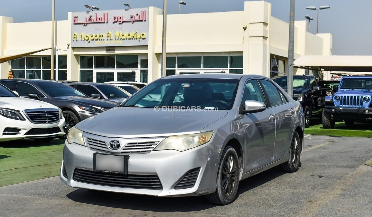 Toyota Camry S