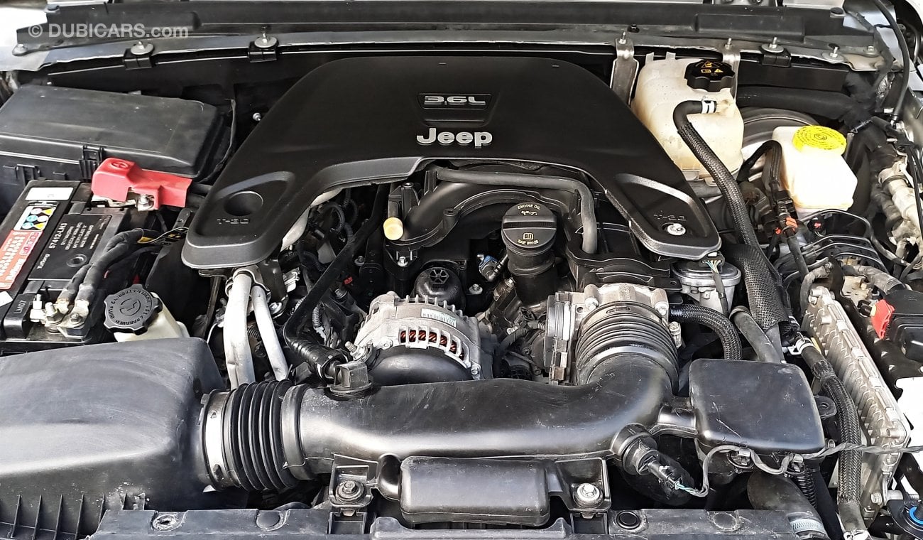 Jeep Wrangler 2019 3.6L V6 SAHARA UNLIMITED (4-Door)