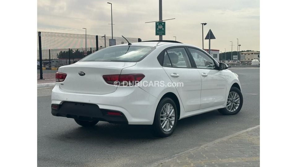 Used Kia Rio 2018 for sale in Dubai - 636966