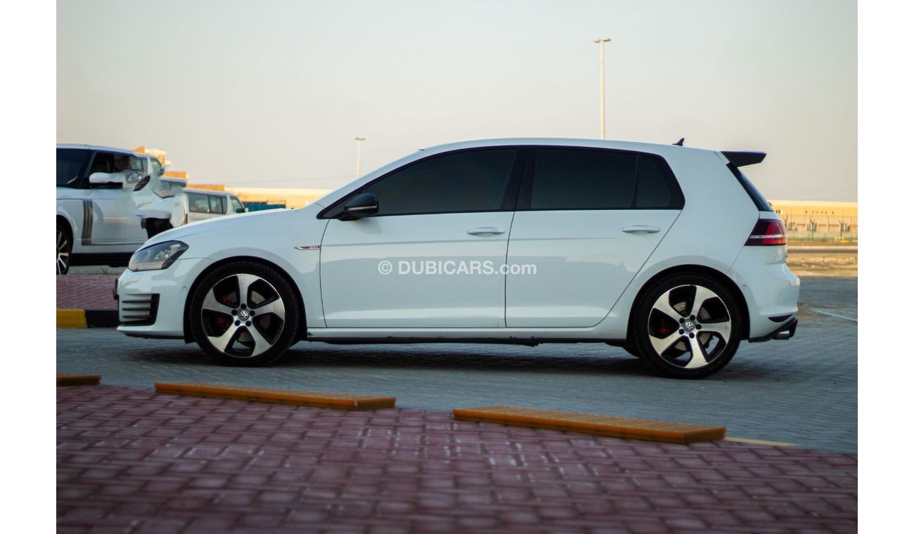 Volkswagen Golf GTI