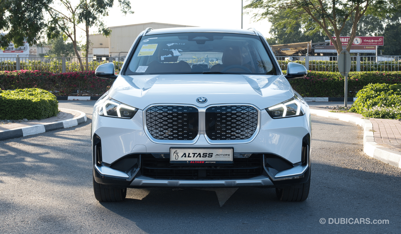 بي أم دبليو iX 2024 | BMW | IX1 | XDRIVE 30LX | DESIGN PACKAGE  /