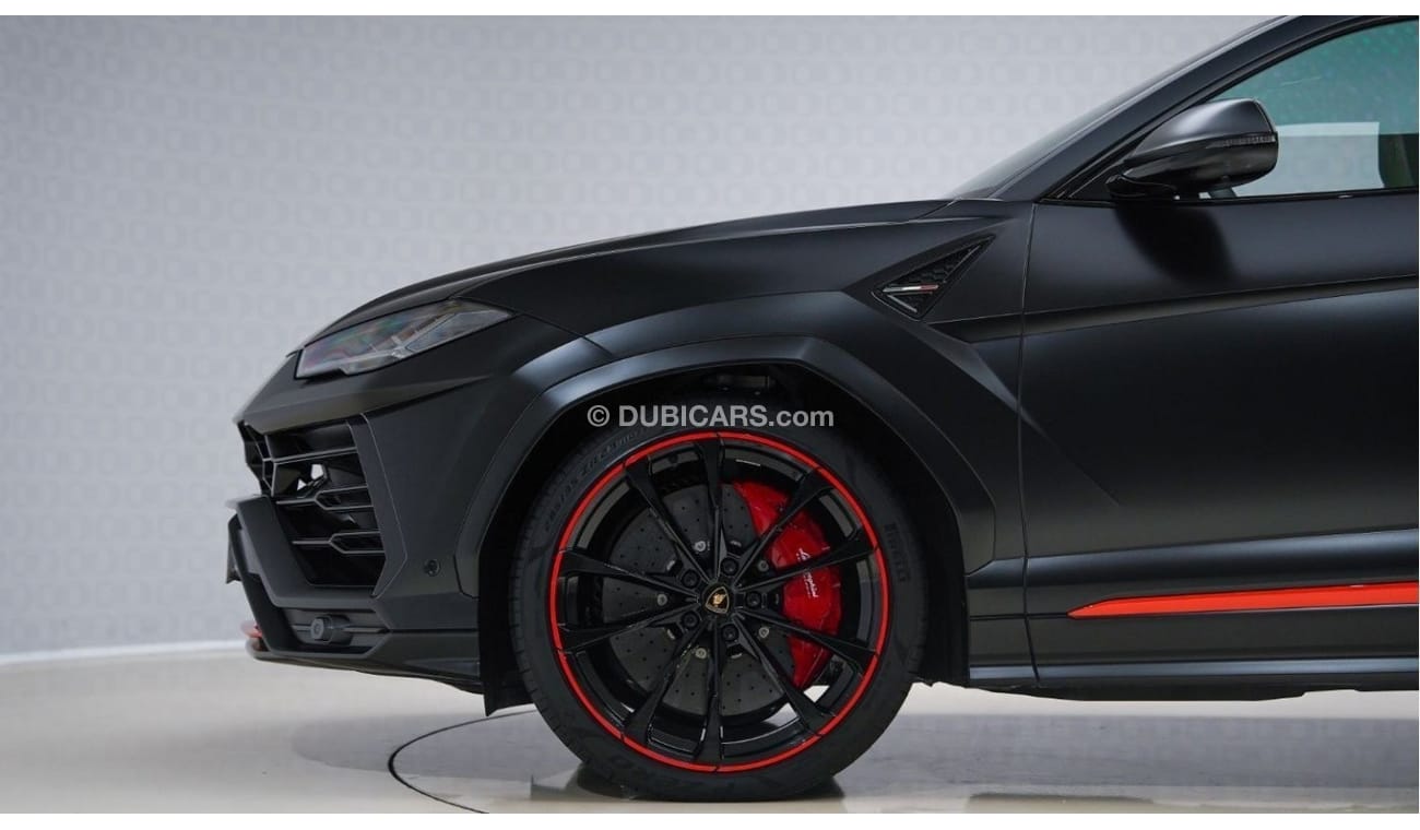 Lamborghini Urus Graphite Capsule V8 - Warranty until Feb 2025 - Approved Prepared Vehicle