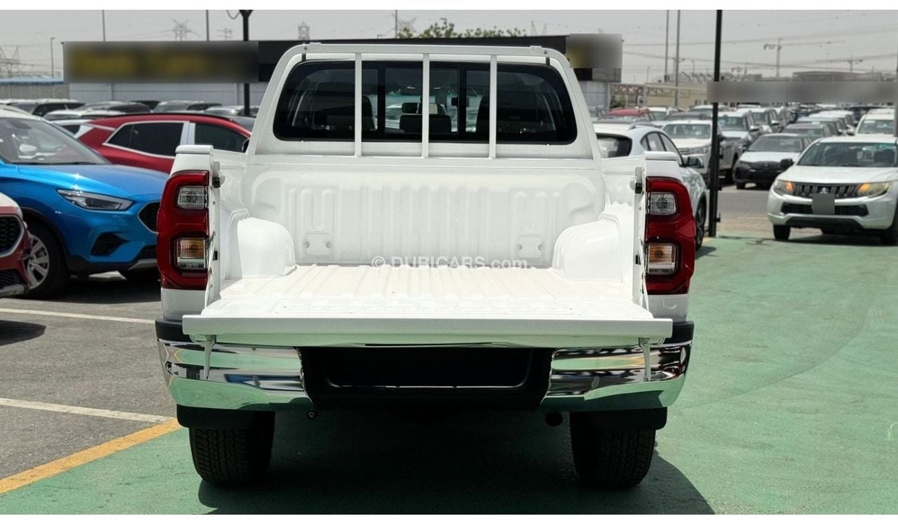 تويوتا هيلوكس TOYOTA HILUX  4X4 -  DSL 2.4L - WHITE COLOR -  2024 MODEL