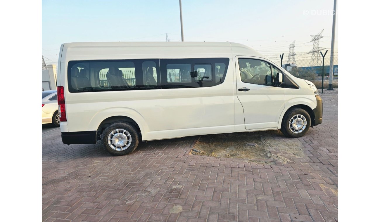 Toyota Hiace Van High Roof Toyota Hiace 2021 Model full options with sunroof in excellent condition