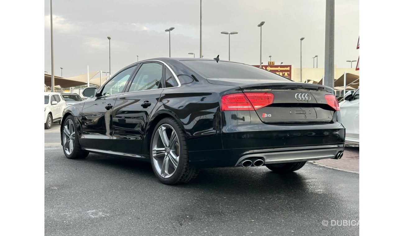 Audi S8 TFSI quattro Top Top Audi S8 S-LINE _GCC_2014_Excellent Condition _Full option_Fully original paint