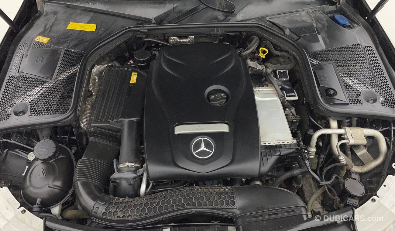 مرسيدس بنز C200 AMG PACK 2 | بدون دفعة مقدمة | اختبار قيادة مجاني للمنزل