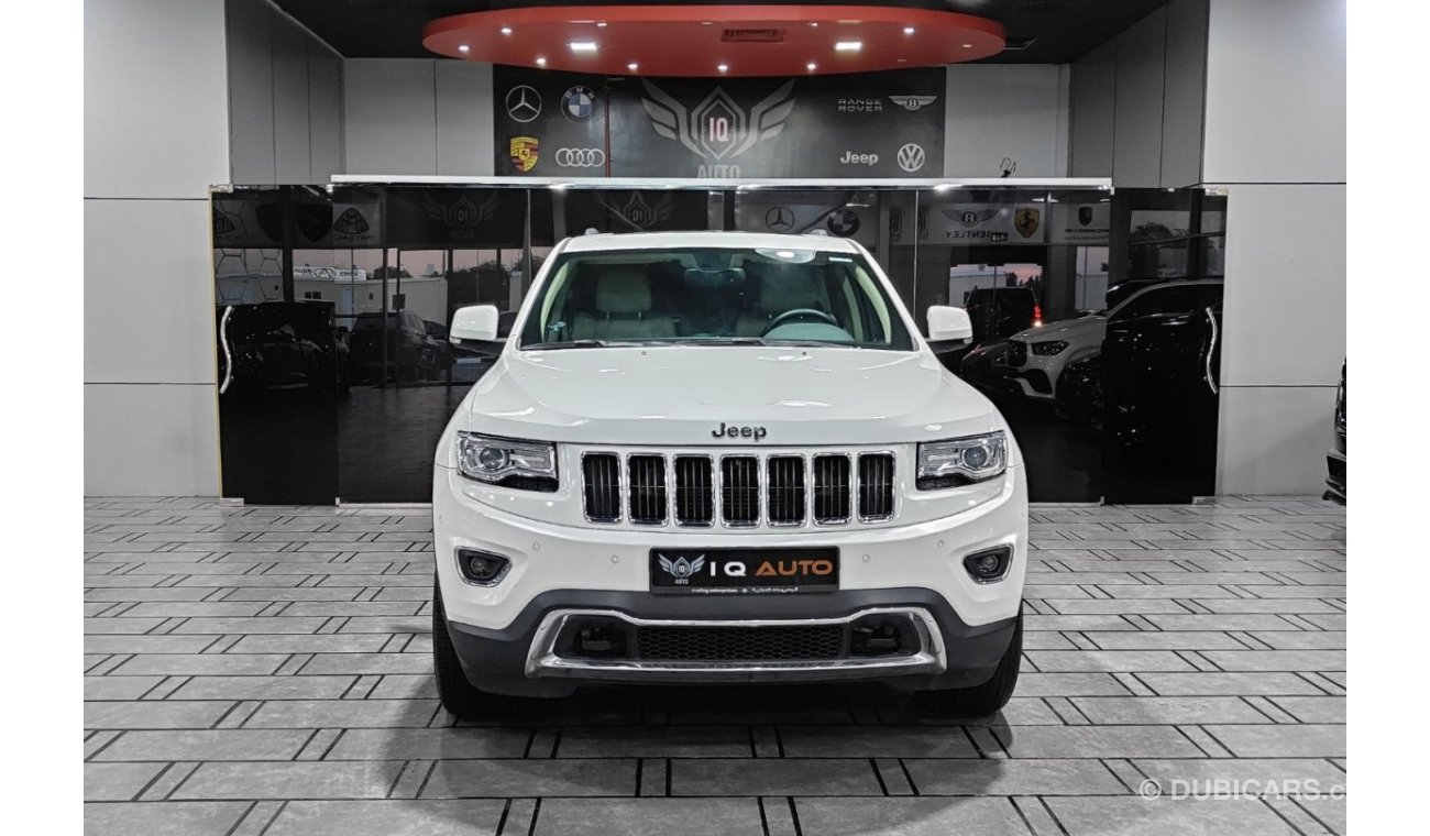 Jeep Grand Cherokee AED 2,500 P.M | 2015 JEEP GRAND CHEROKEE LIMITED V6 3.6 L 4X4 | GCC | PANORAMIC ROOF | FULLY LOADED