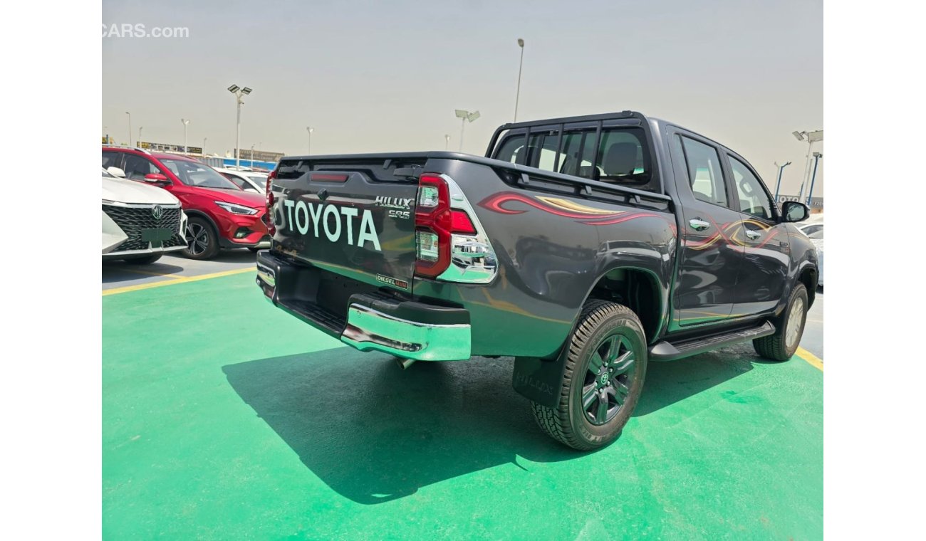 Toyota Hilux 2.4L DIESEL 4X4 FULL OPTIONS A/T 2024