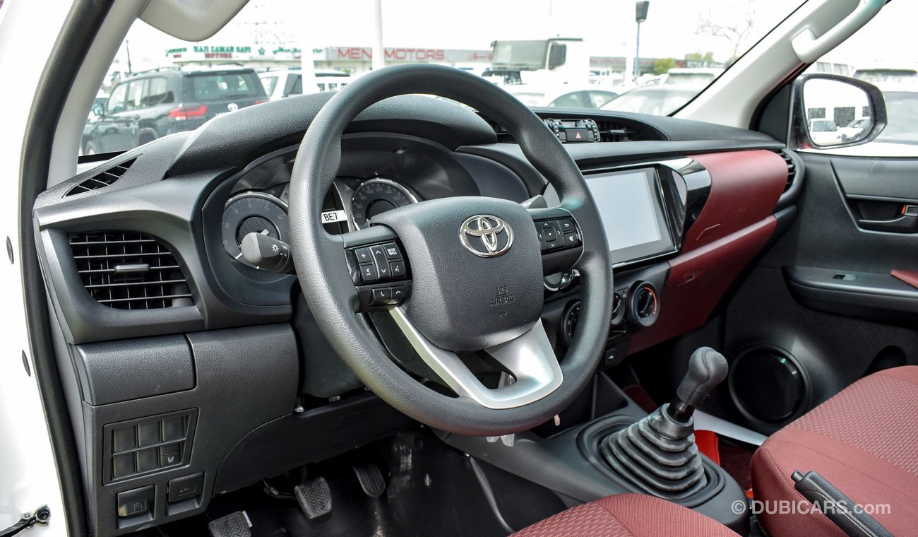 Toyota Hilux 2.7L Single Cabin M/T 4WD