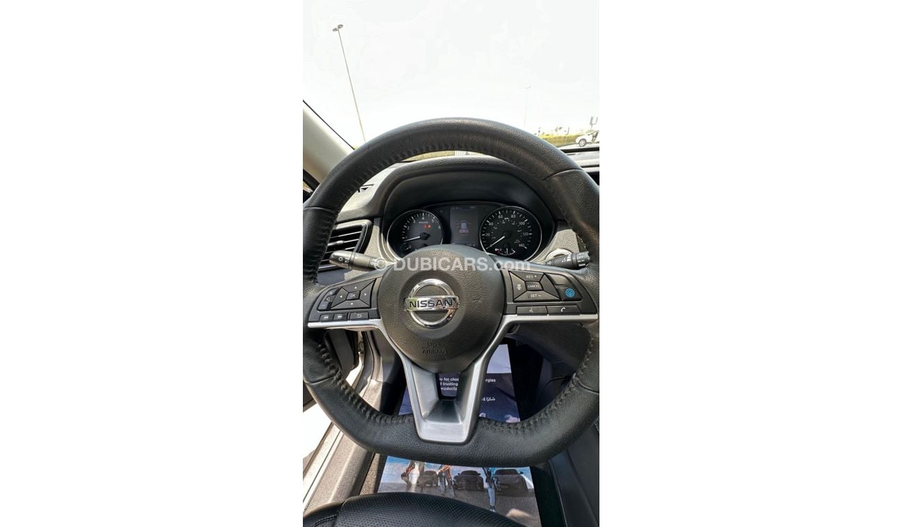 Nissan Rogue Full Option, 2.5L, V4