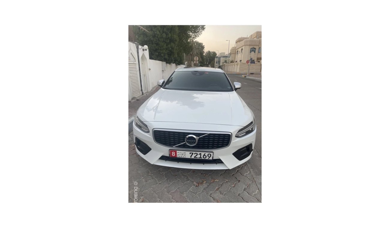 فولفو S90