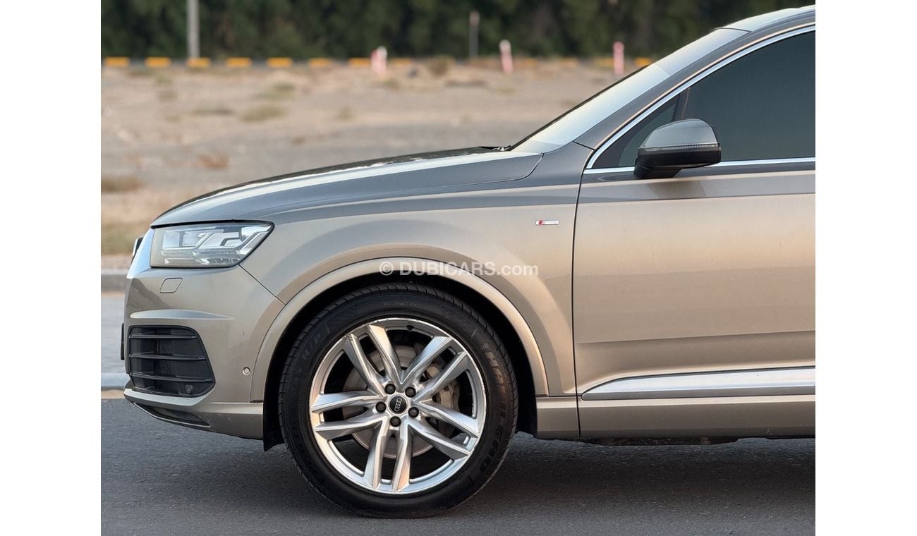 Audi Q7 45 TFSI quattro Luxury 3.0L