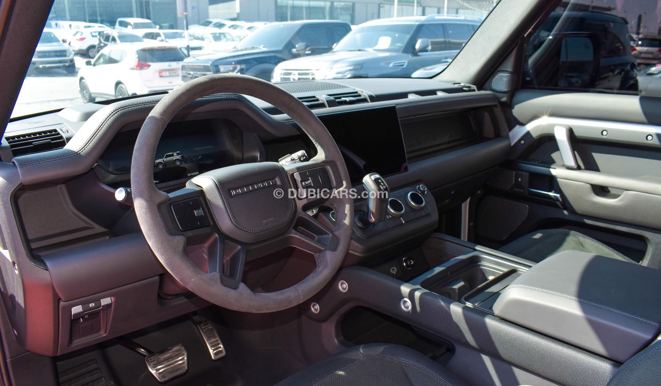 Used Land Rover Defender V8 Edition 2023 for sale in Abu Dhabi - 555043