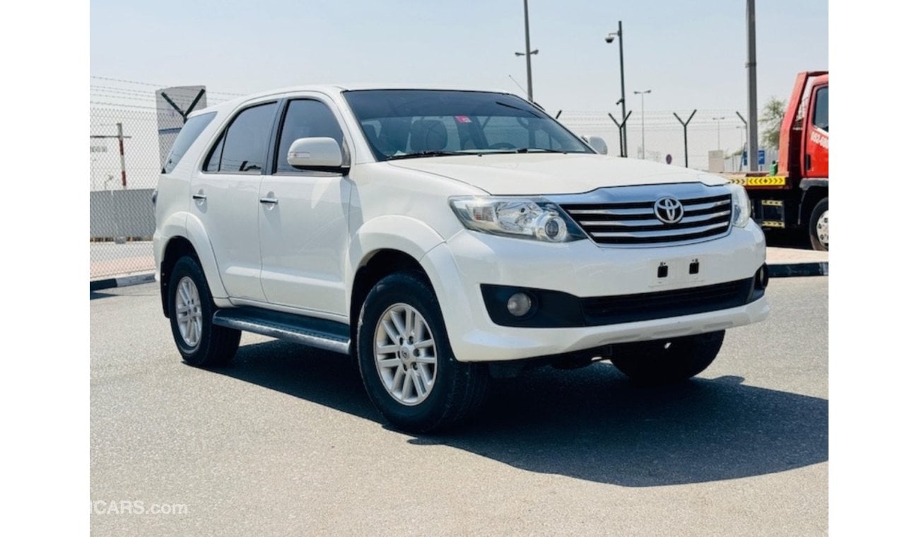 Toyota Fortuner SR5