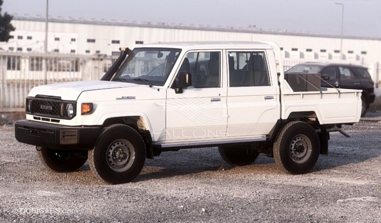 تويوتا لاند كروزر بيك آب 79 DOUBLE CABIN PICKUP 4.2L V6 6-SEATER MT