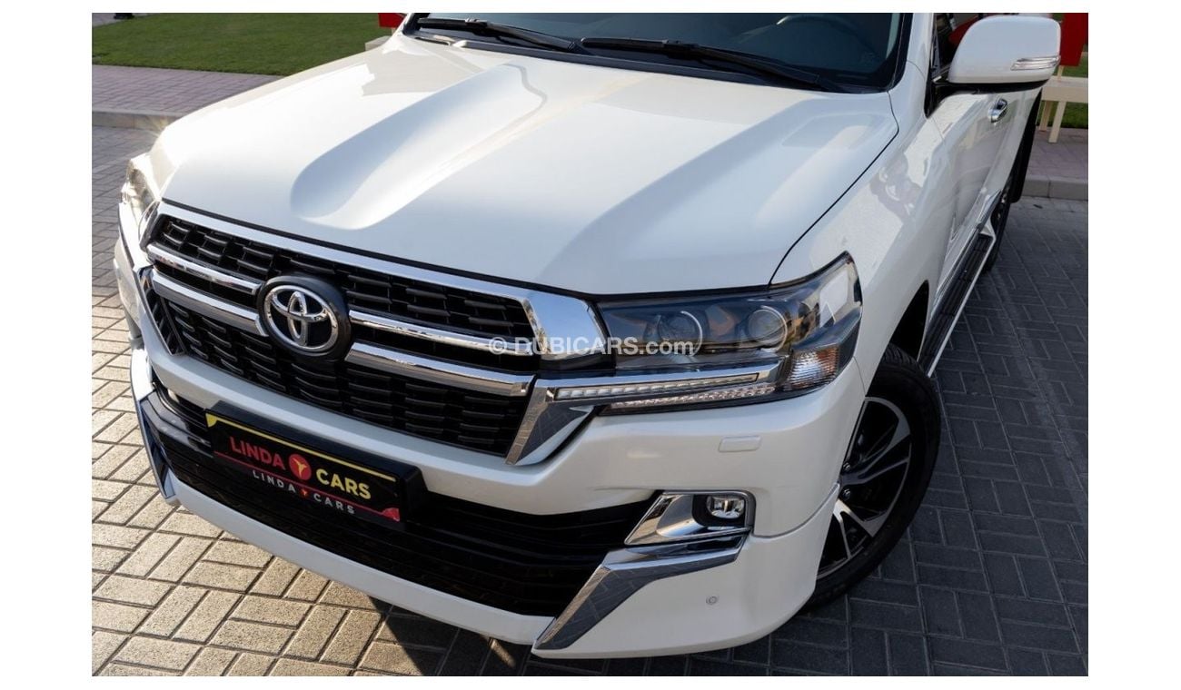 Toyota Land Cruiser GXR3 Toyota Land Cruiser GXR Grand Touring 2021 GCC under Agency Warranty with Flexible Down-Payment