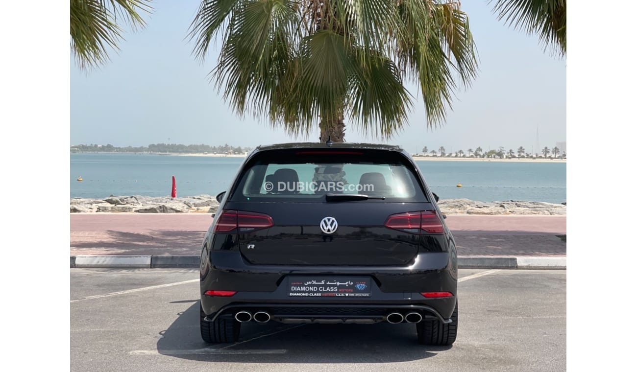 Volkswagen Golf GOLF R GCC