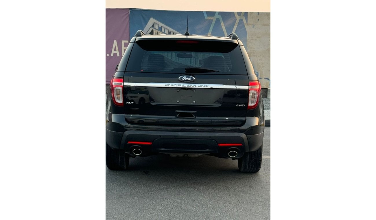 Ford Explorer Std In excellent condition and requires no expenses