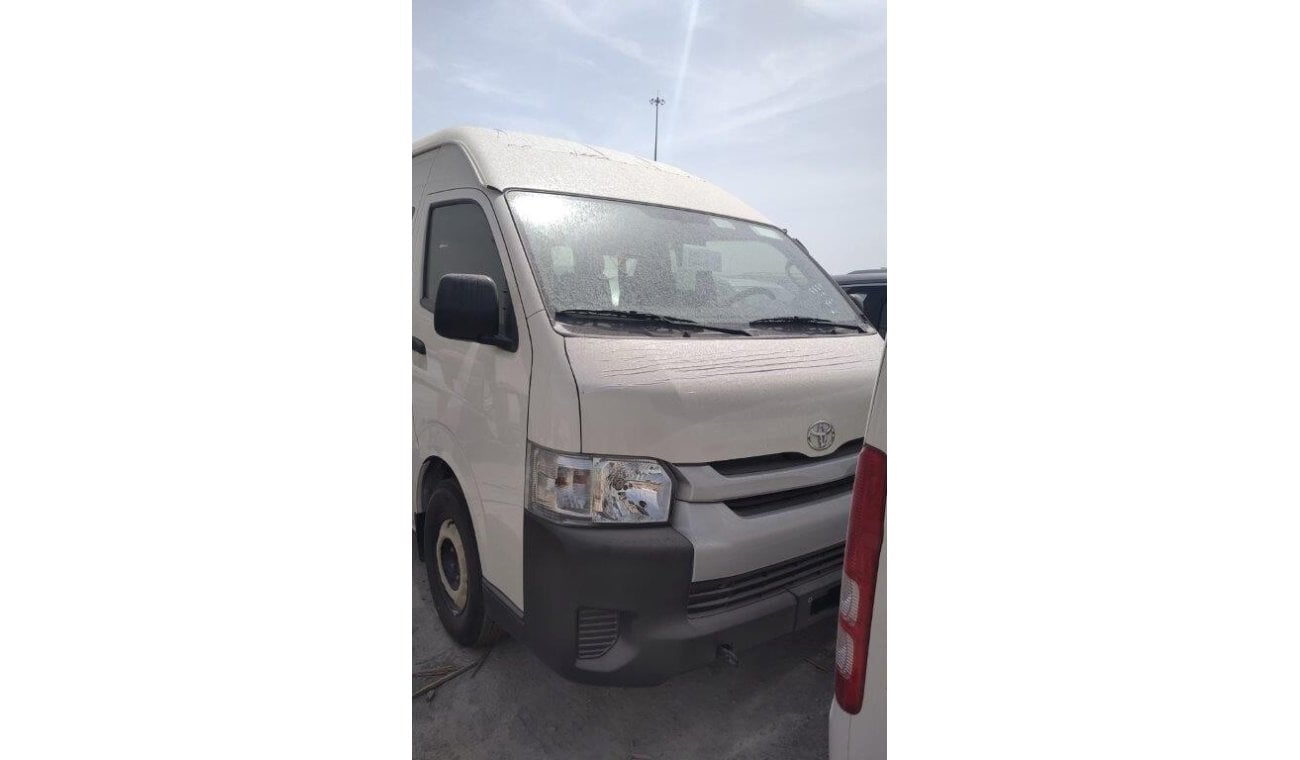 Toyota Hiace 2.5L V4 DIESEL / M/T / 15 STR /  ALLOY WHEEL / ONLY FOR EXPORT