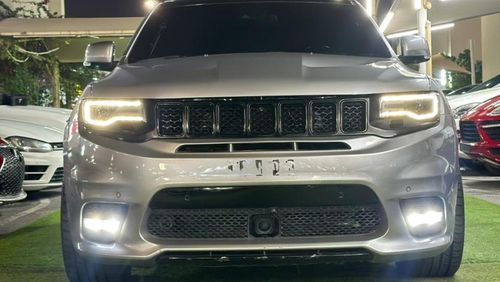 Jeep Grand Cherokee SRT8 6.4L