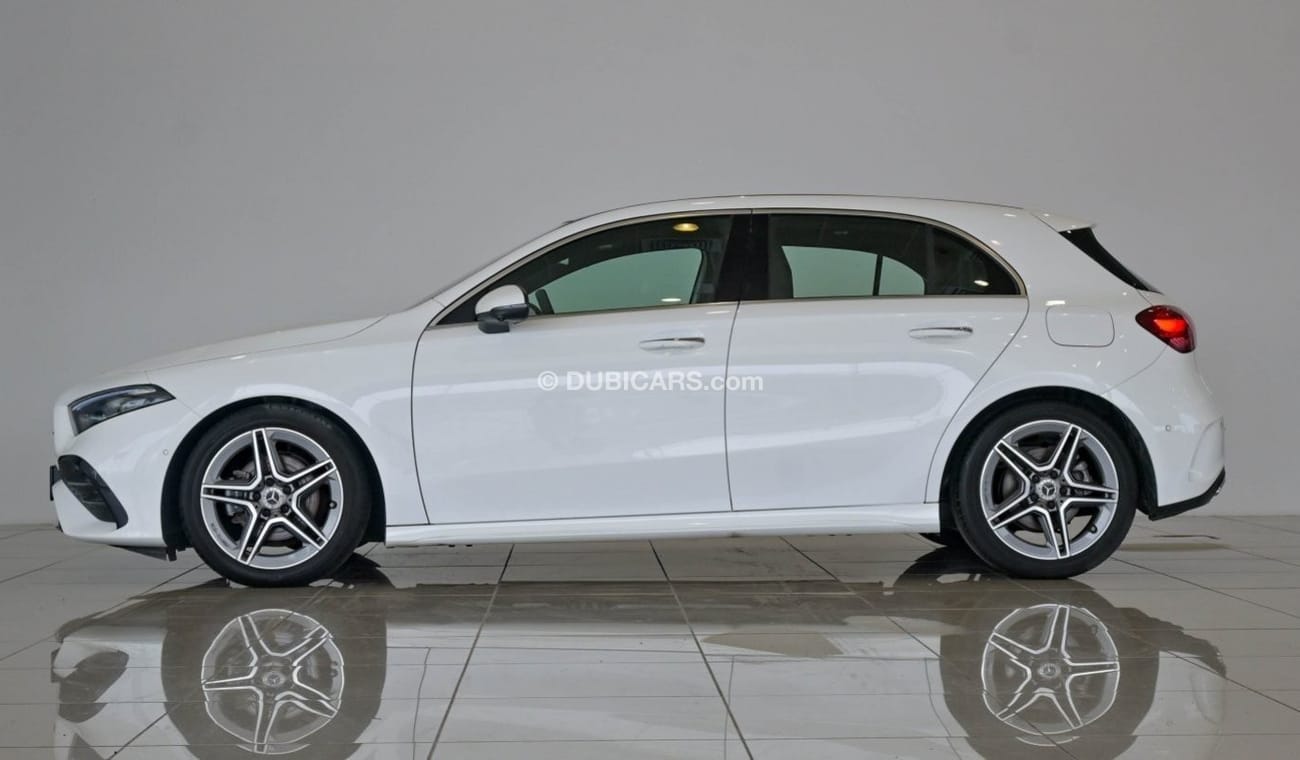 مرسيدس بنز A 200 VSB 33143 - Mercedes Benz A200 AMG Line - Gargash Warranty and Service Contract until 18/11/2028 or