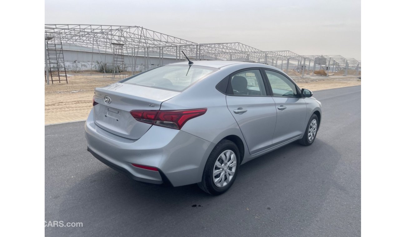 Hyundai Accent GL Banking facilities without the need for a first payment