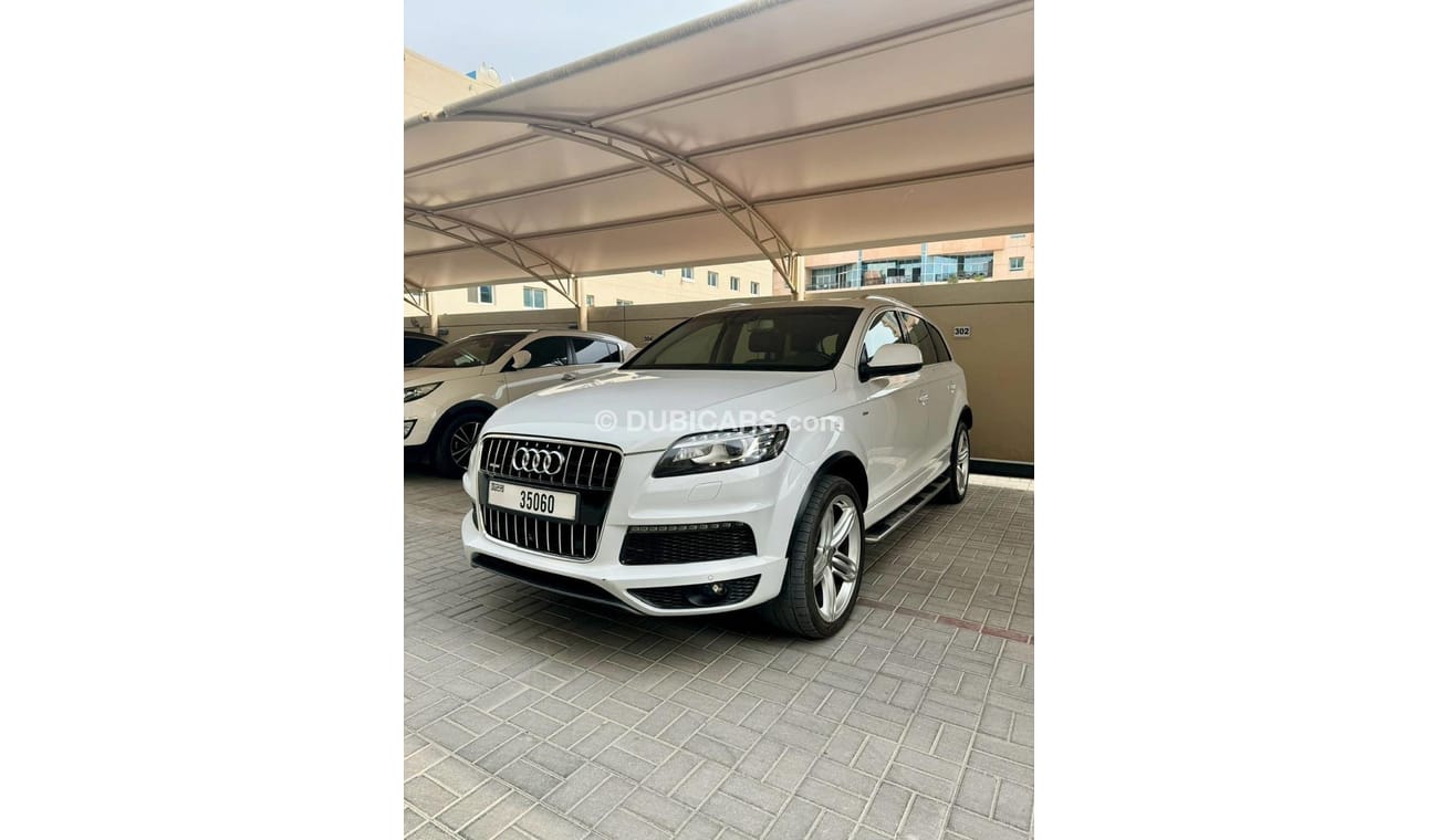 أودي Q7 45 TFSI quattro S-Line 3.0L