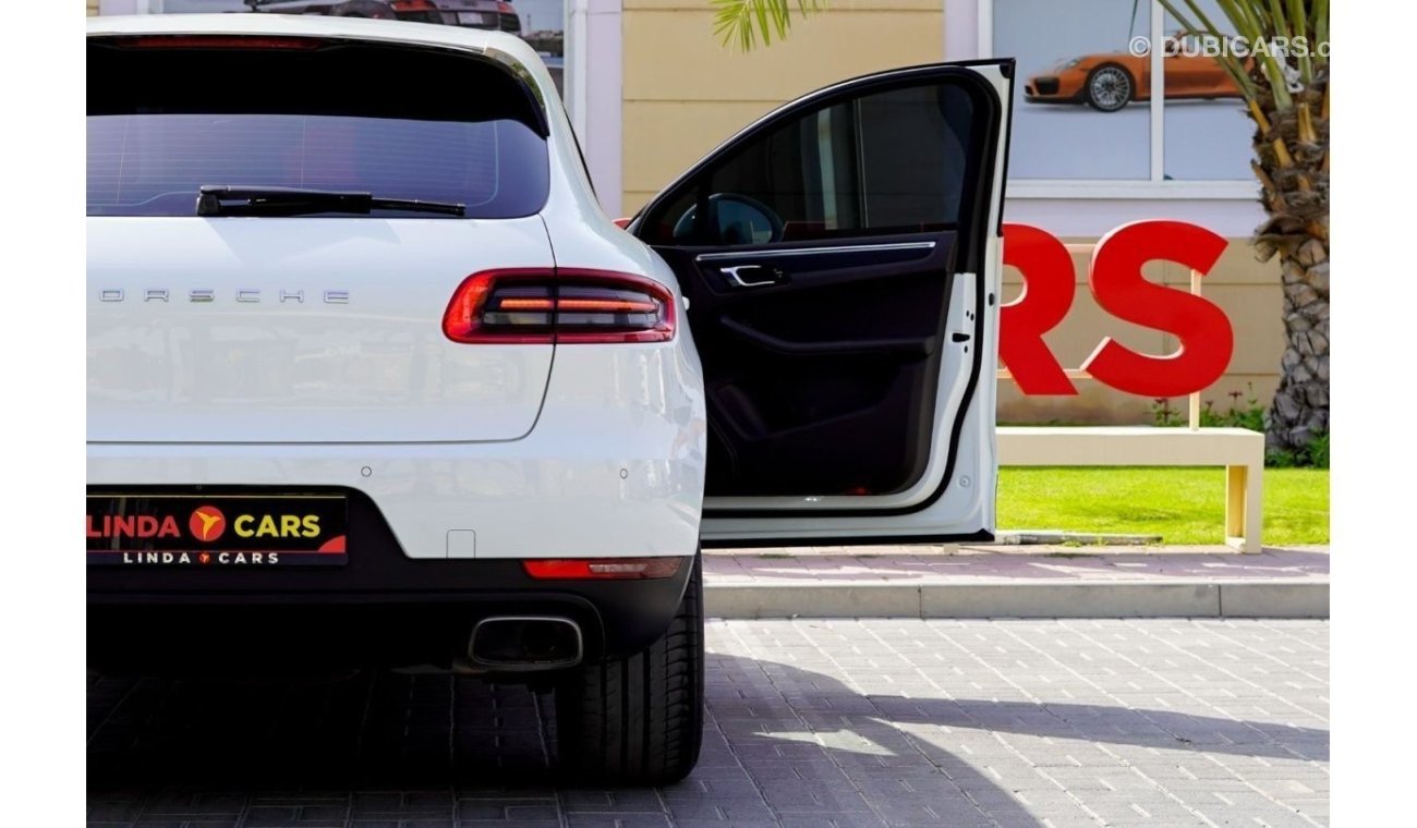 Porsche Macan Std Porsche Macan 2018 GCC under Warranty and Service Contact with Flexible Down-Payment