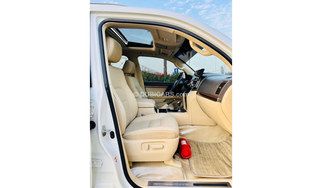 تويوتا لاند كروزر Toyota Land Cruiser 2016 GXR 4.6L very good condition