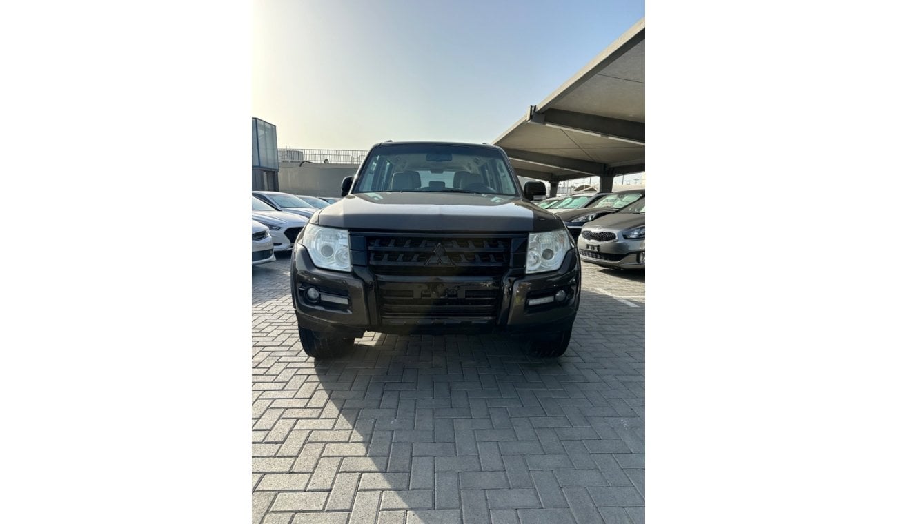 Mitsubishi Pajero GLS Highline Top