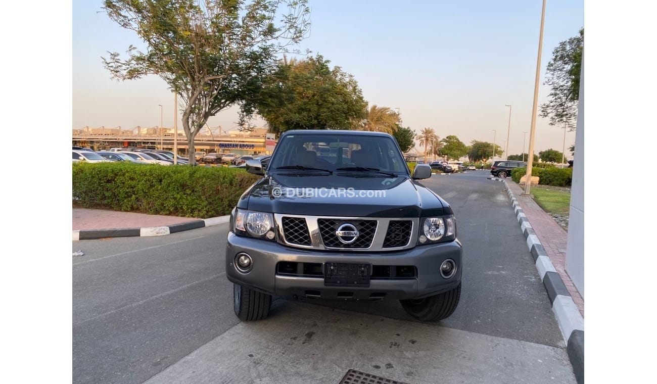 Nissan Patrol Super Safari