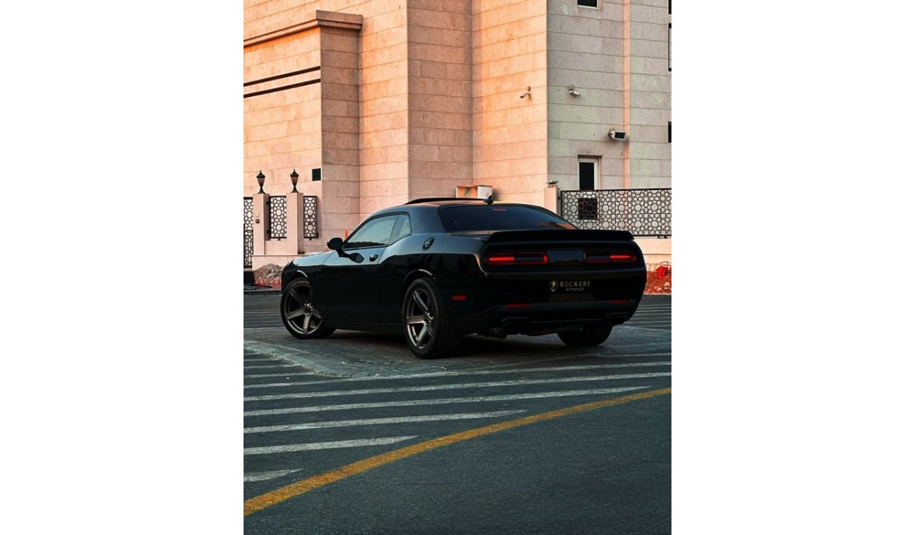 دودج تشالينجر Dodge Challenger SRT8 Hellcat