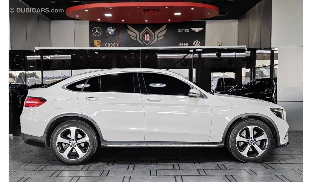 Mercedes-Benz GLC 300 AED 2,300 P.M | 2019 MERCEDES GLC 300 AMG COUPE | UNDER WARRANTY | SUNROOF