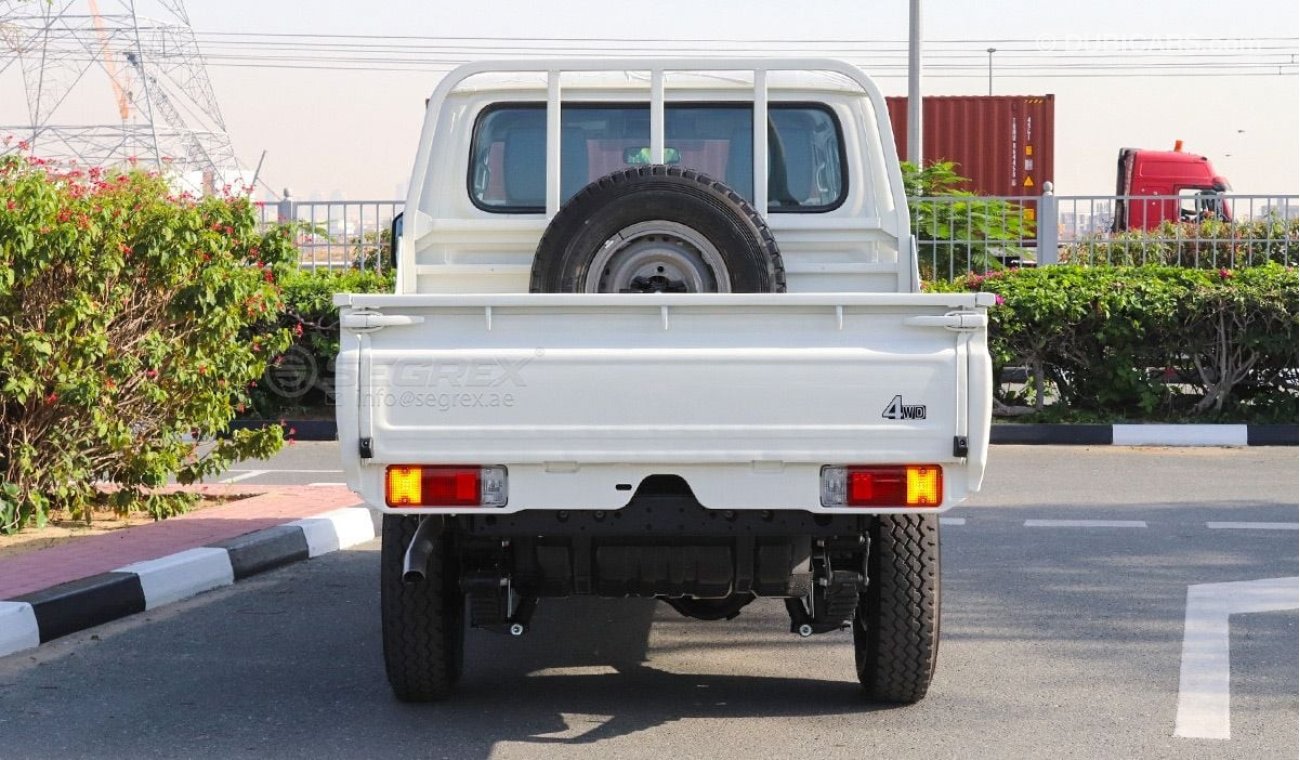 تويوتا لاند كروزر بيك آب 2024 Model Toyota Land Cruiser Pick Up LC79 DC, 4.2L Diesel 4WD 5M/T (SFX.J79DC42)