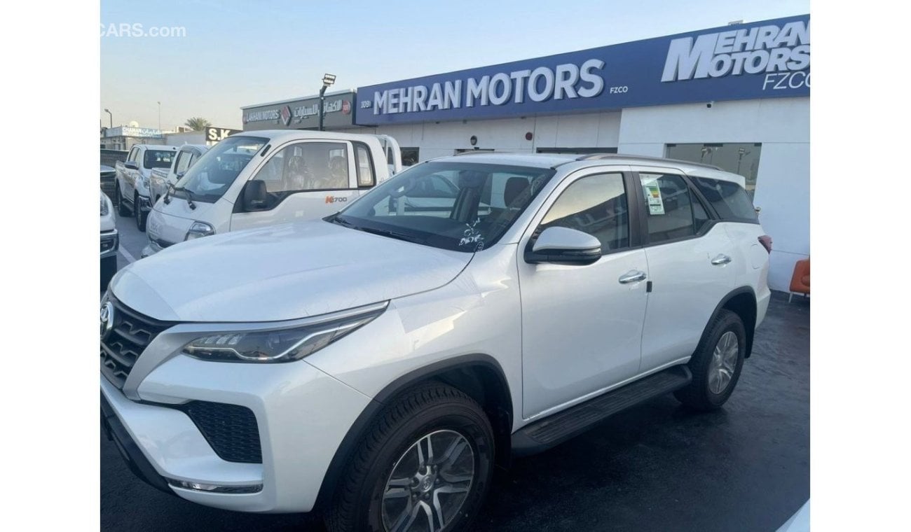 تويوتا فورتونر FORTUNER 2.7L PETROL