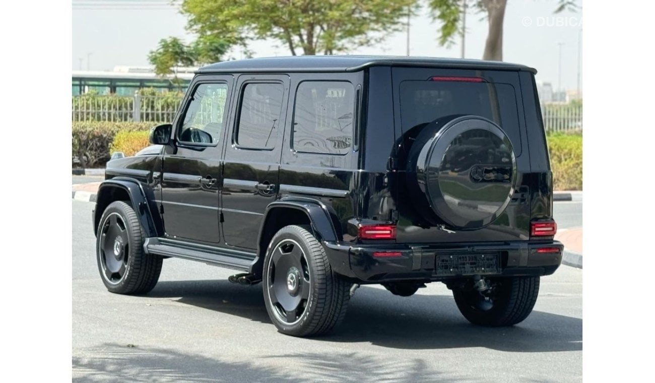 مرسيدس بنز G 63 AMG GERMAN SPEC EXPORT PRICE FULY CARBON FIBER INSIDE OUTSIDE